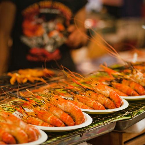 Grilled shrimp on plates